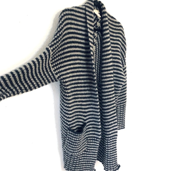 Design History Chunky Knit Cardigan Sweater - Picture 2 of 6